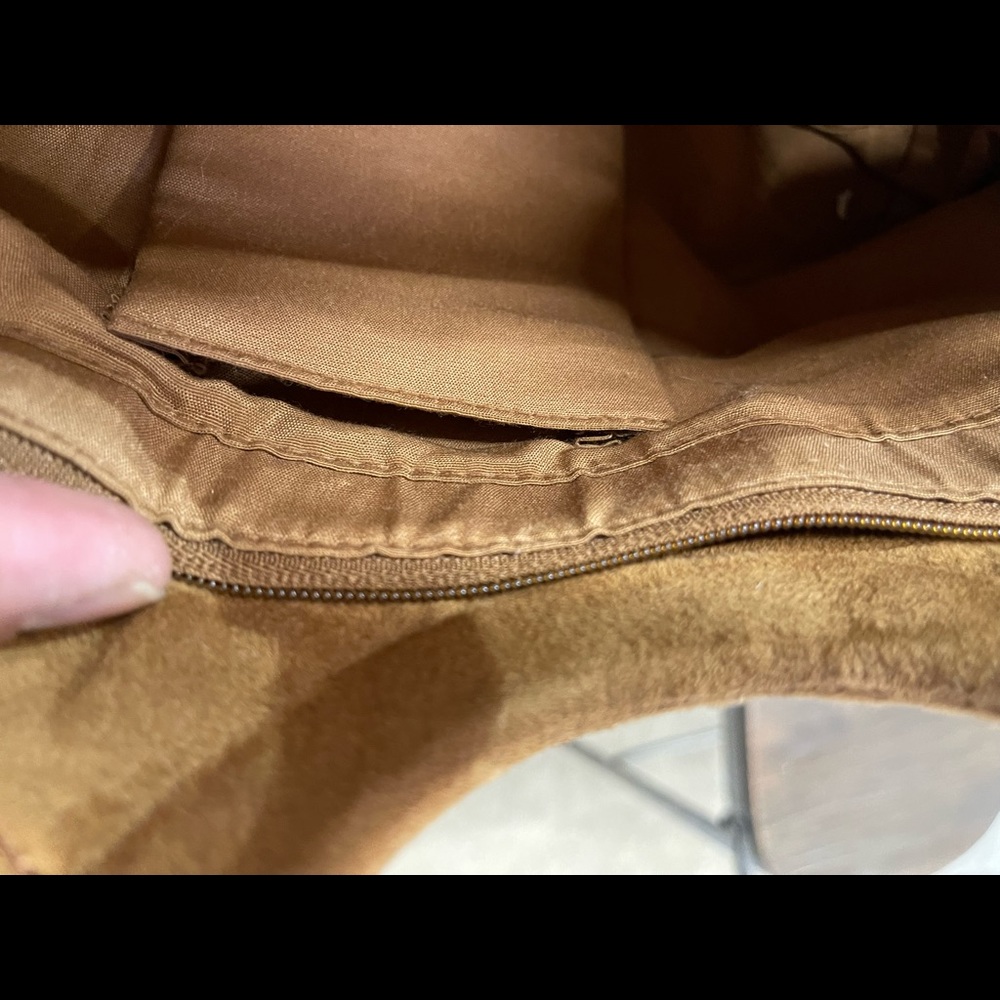 Brown Relic Handbag - Picture 6 of 9